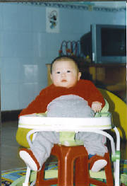 cassieinhighchair.jpg