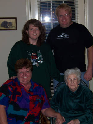 seanangjoannana112704.jpg